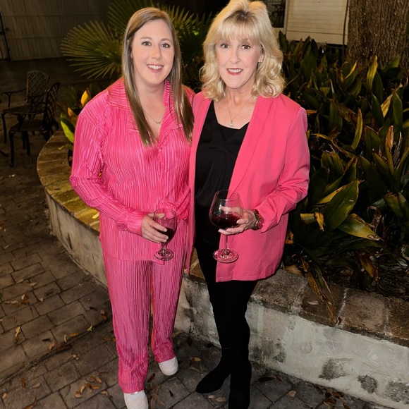 Meet your Posher, Melissa - Picture 1 of 1